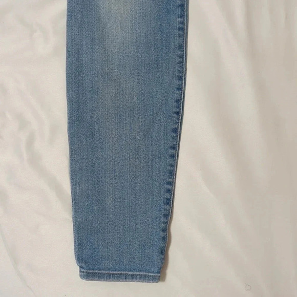 GAP 1969 True Skinny Jeans, Color Light Indigo Size 27 - Picture 5 of 12
